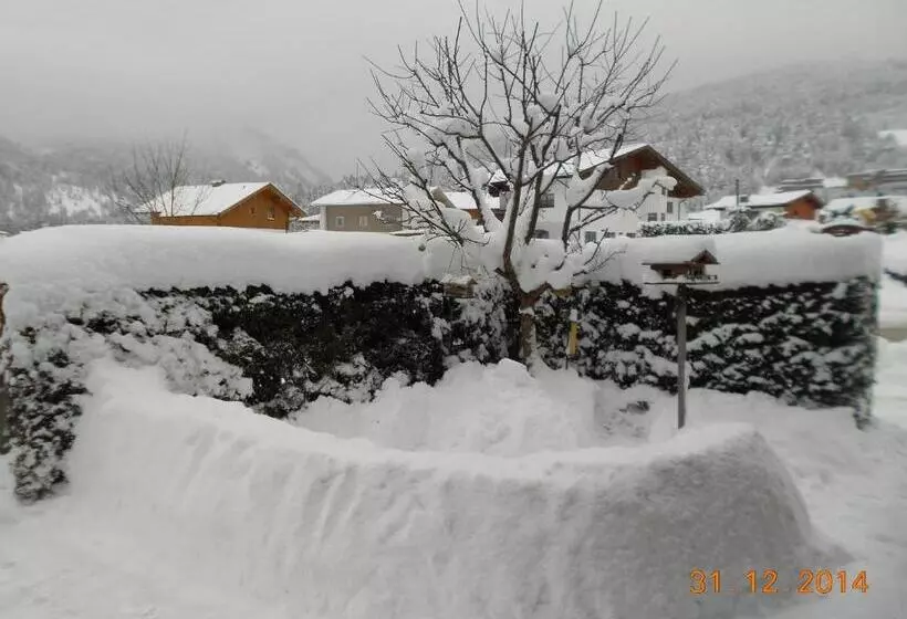 Majatalo Haus Christlum