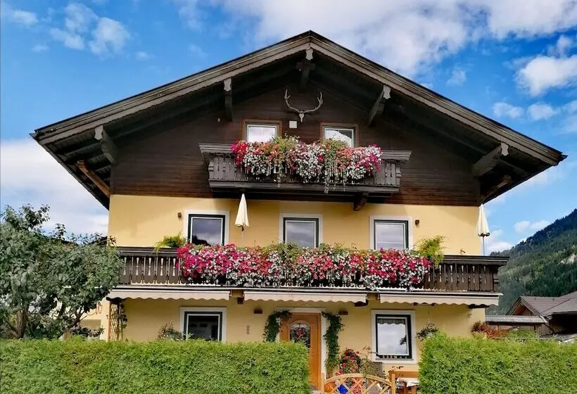 Majatalo Haus Christlum