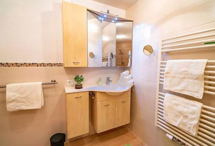 Majatalo Haus Christlum