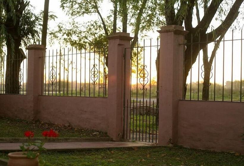 مبيت وإفطار Posada Don Salvador