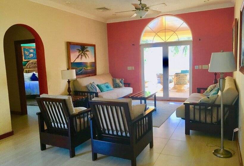 Blue Parrot Beach House