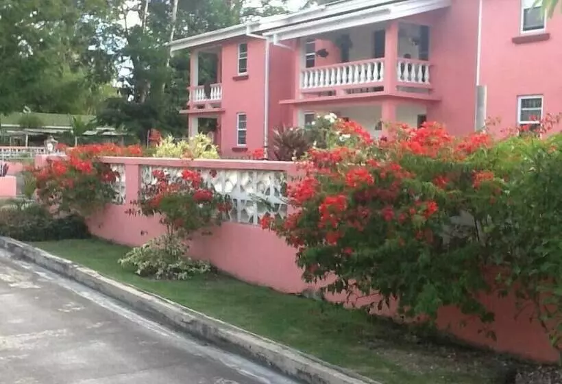 Gentle Breeze Apartments