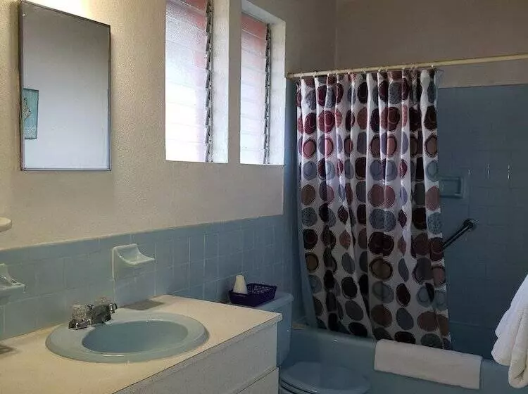 Gentle Breeze Apartments