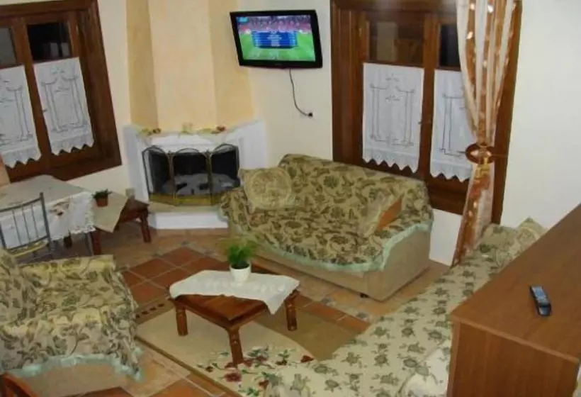 Hotelli Archontiko Kirmili