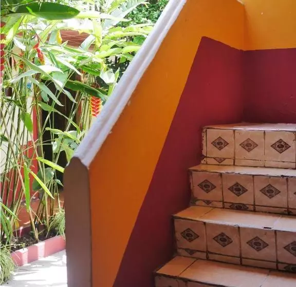 هتل La Casa De Don Ismael