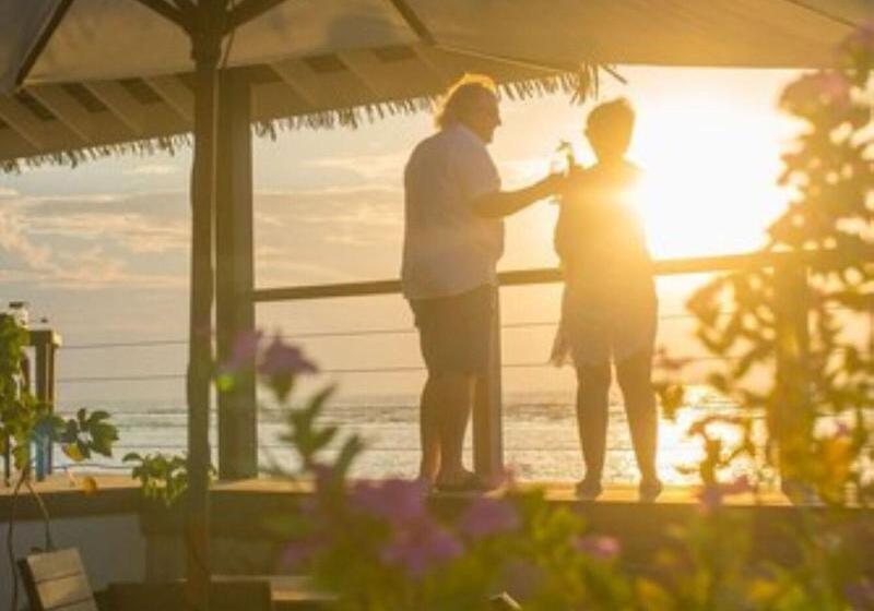 Le Nautique Waterfront Hotel La Digue