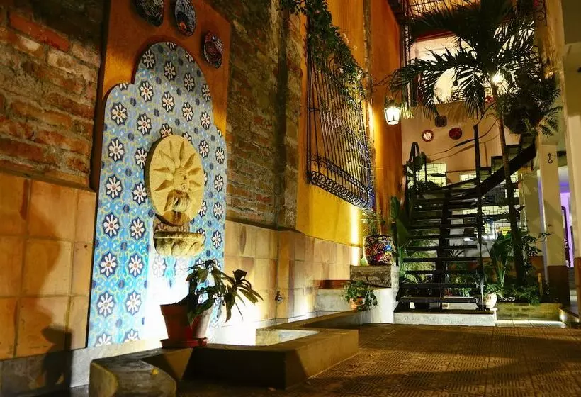 Majatalo Magic Garden House