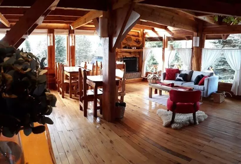 ベッドアンドブレックファースト Casa Del Lago Villa La Angostura