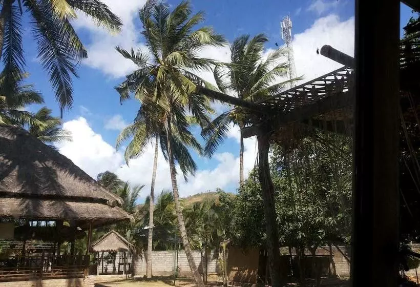 ベッドアンドブレックファースト Lombok Lounge Homestay