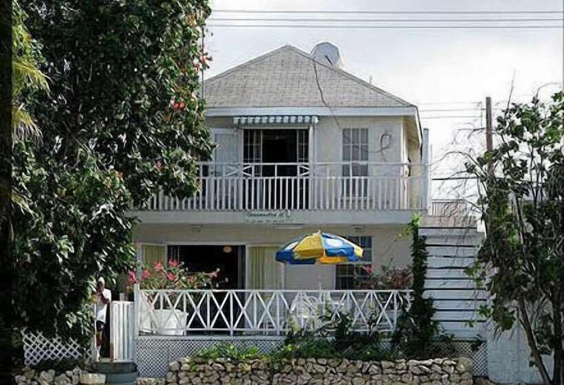 Cassandra 2 Beach Apartments