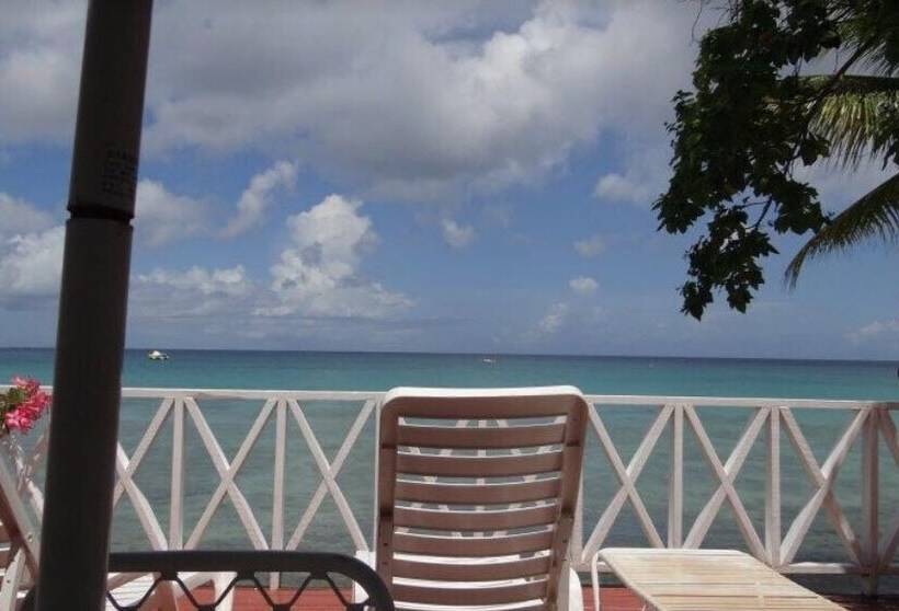 Cassandra 2 Beach Apartments