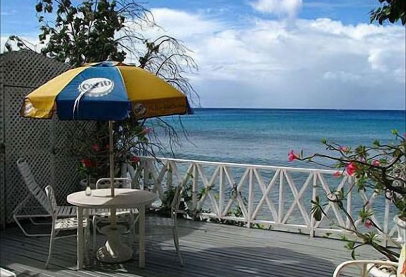 Cassandra 2 Beach Apartments