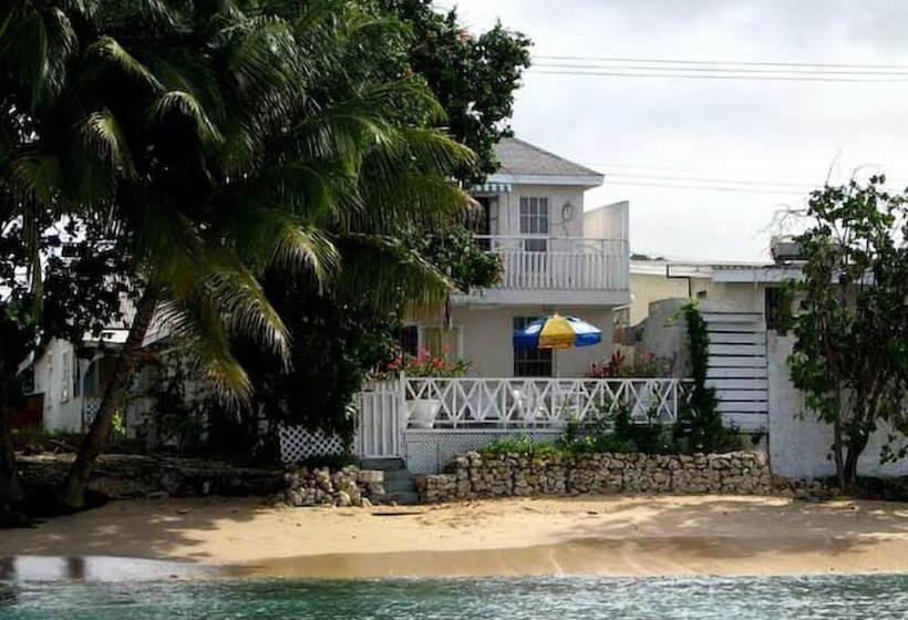 Cassandra 2 Beach Apartments