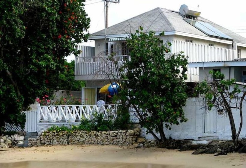 Cassandra 2 Beach Apartments