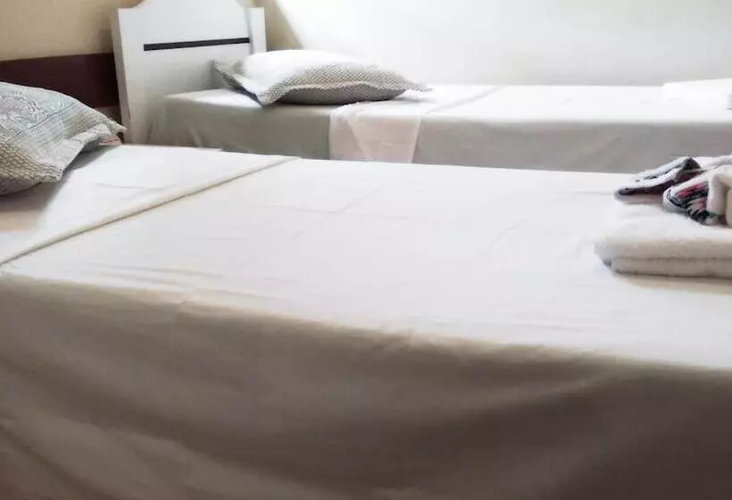 هتل Escuna Praia