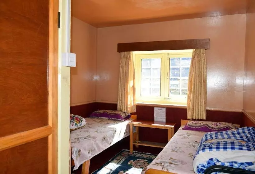 هتل Machermo Lodge & Bakery