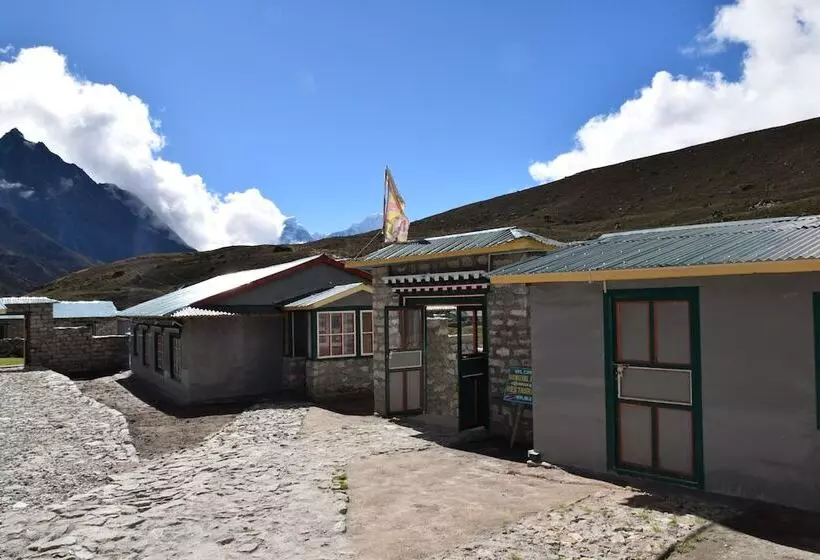 هتل Machermo Lodge & Bakery