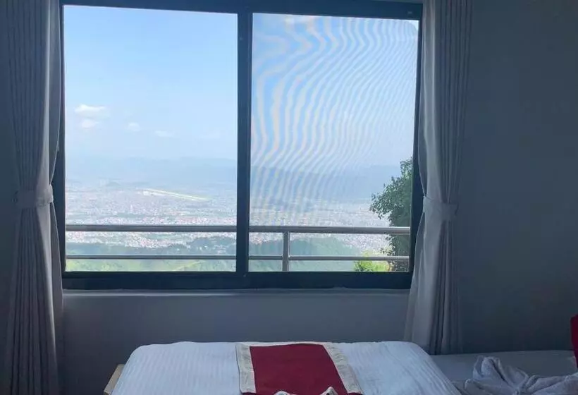 هتل Pristine Himalaya