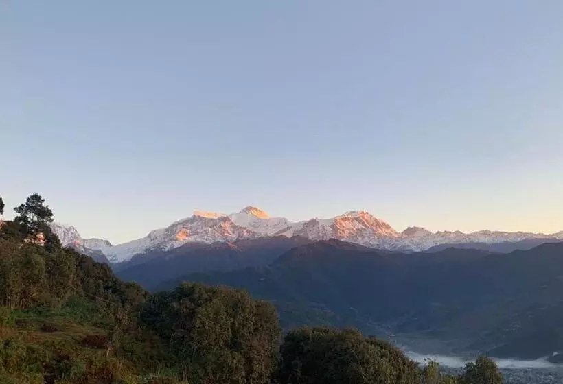 هتل Pristine Himalaya