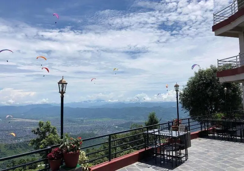 هتل Pristine Himalaya