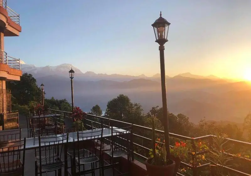 هتل Pristine Himalaya