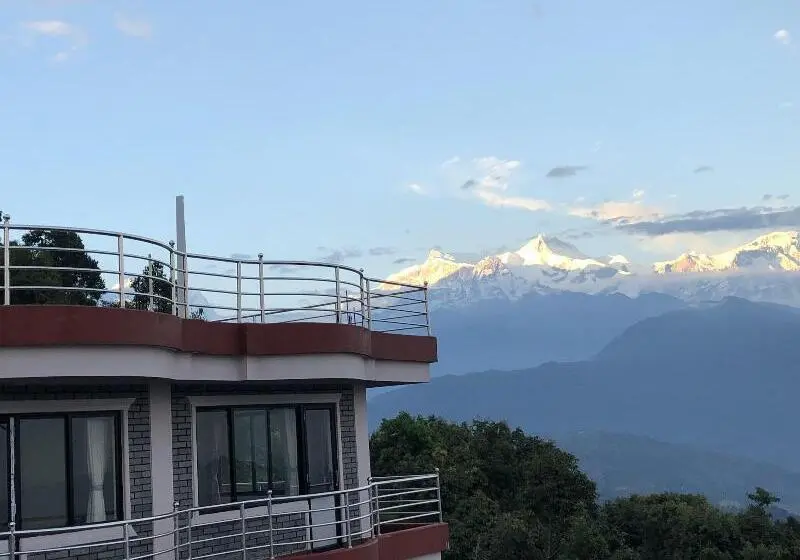 هتل Pristine Himalaya