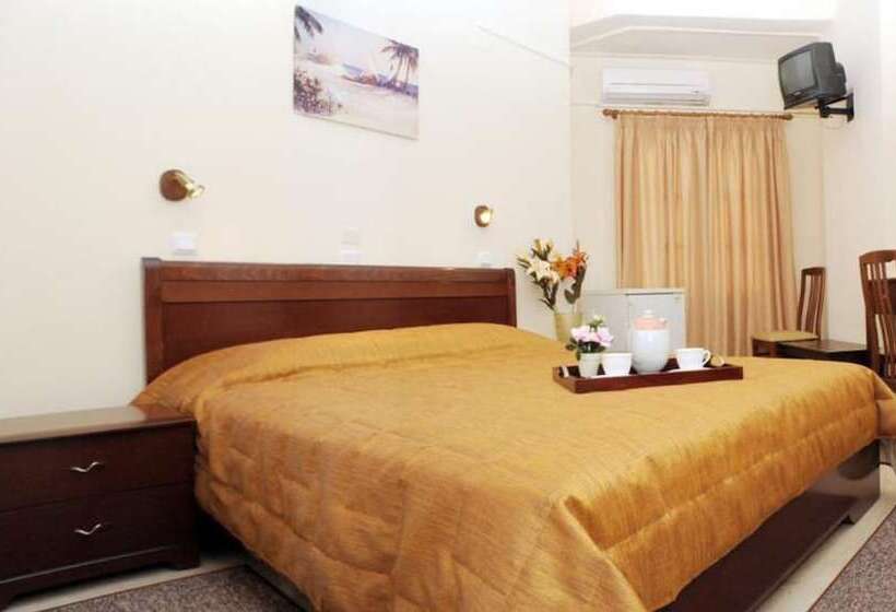 בית מלון כפרי Villa Plaza