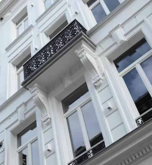 پانسیون Maison Nationale City Flats & Suites