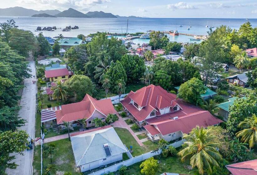 پانسیون Villa Authentique