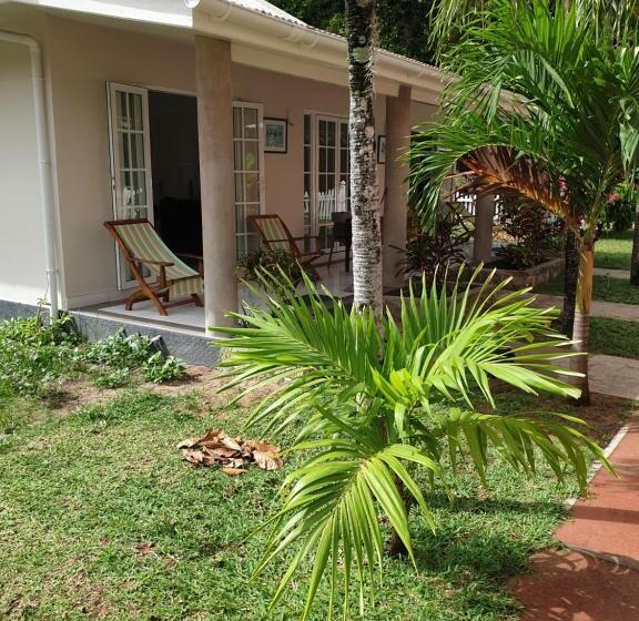 پانسیون Villa Authentique