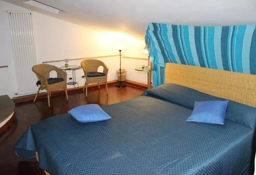 A La Casa Dei Potenti