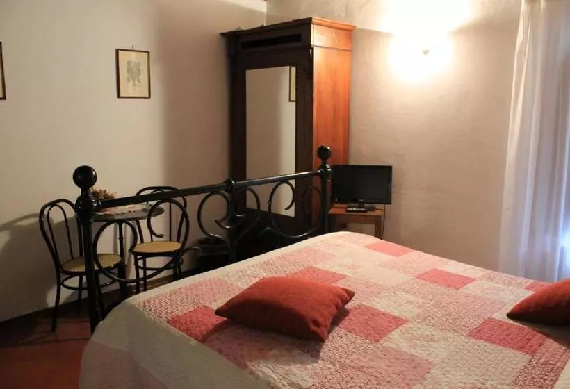 A La Casa Dei Potenti