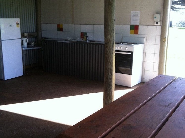 Gum Tree Caravan Park