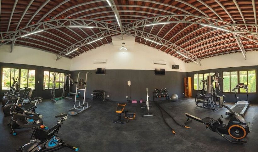 فندق Costa Pacifica