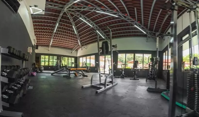 Hotelli Costa Pacifica