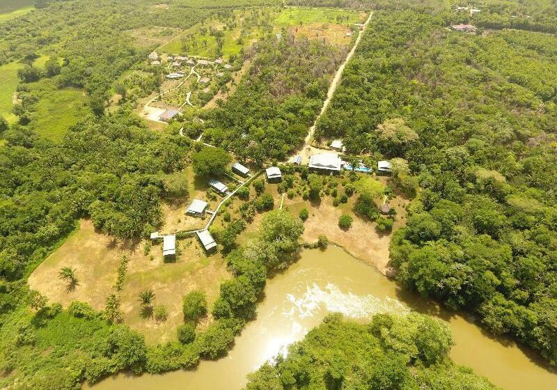 فندق Dream Valley Belize