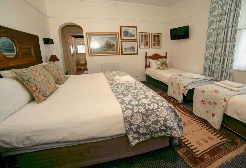 בית מלון כפרי Outeniqua Travel Lodge