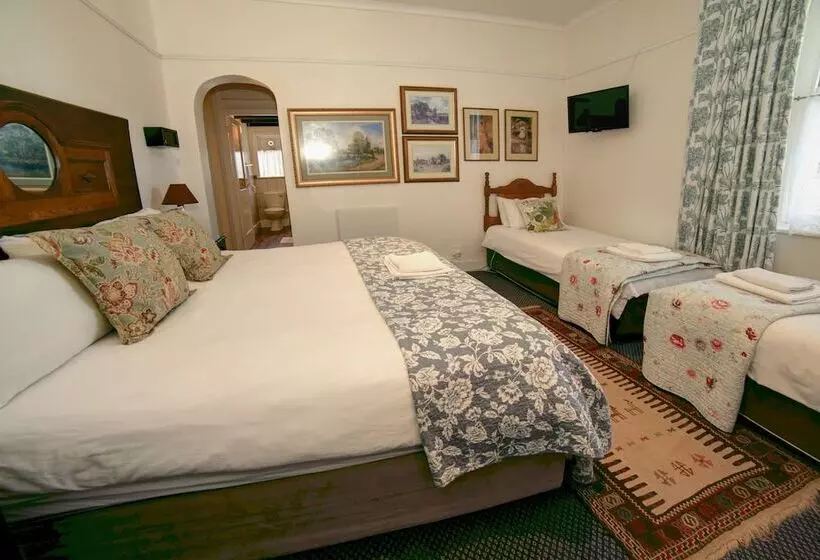 هتل Outeniqua Travel Lodge