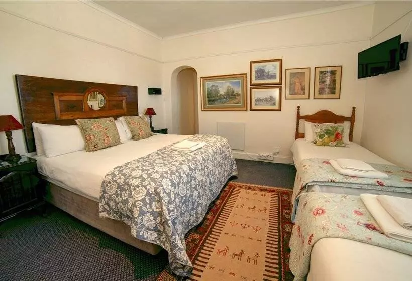 هتل Outeniqua Travel Lodge