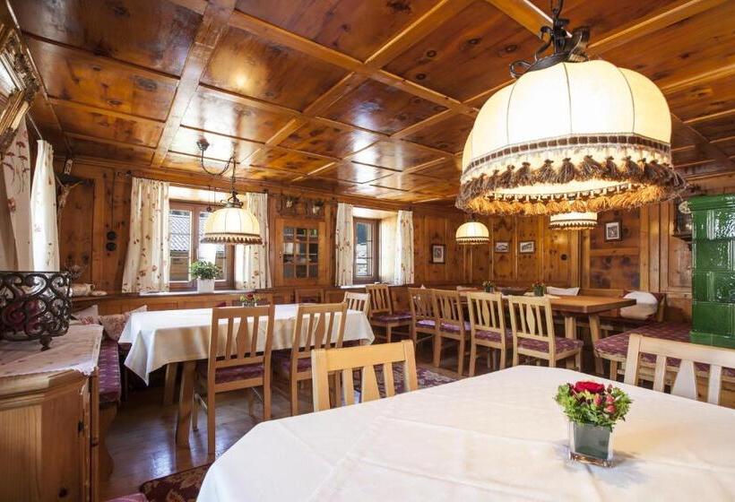 酒店 Pension Der Steinbock Das 300 Jahre Alte Bauernhaus Tirol