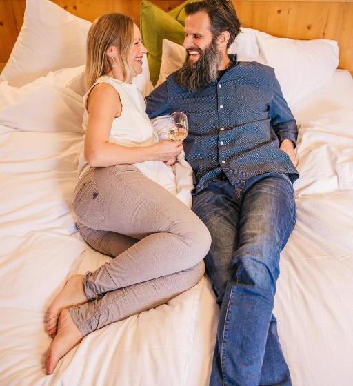 酒店 Pension Der Steinbock Das 300 Jahre Alte Bauernhaus Tirol