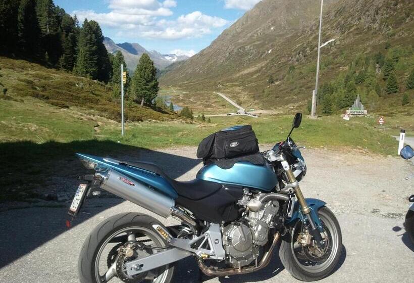 酒店 Pension Der Steinbock Das 300 Jahre Alte Bauernhaus Tirol