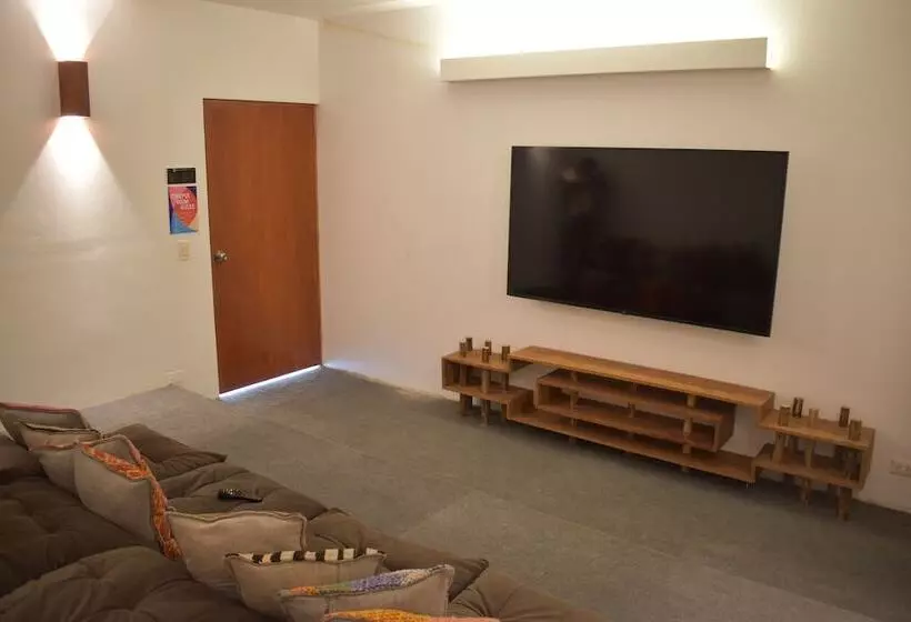 ホテル Socialtel Mancora   Formerly Selina Mancora