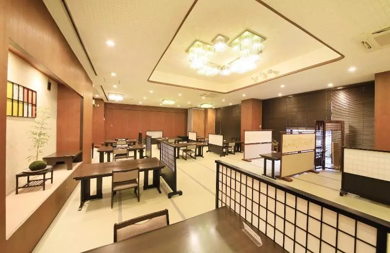 旅館 Itoyanagi Koyado Yuwa