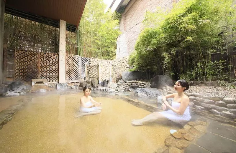 旅館 Itoyanagi Koyado Yuwa