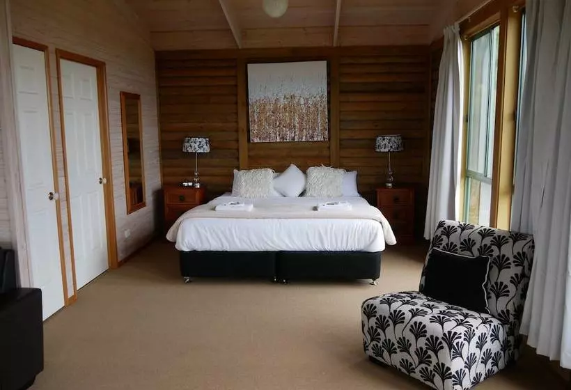 Shearwater Cottages