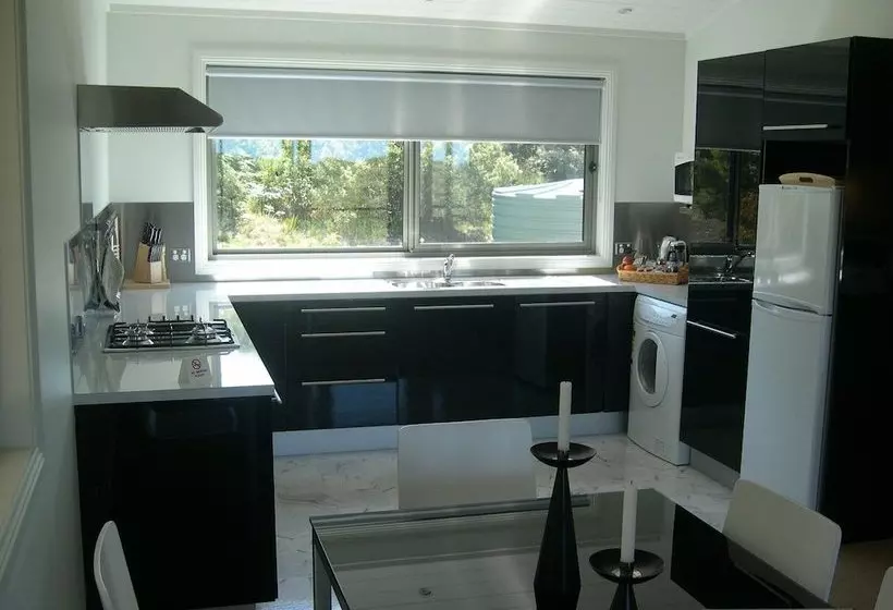 Shearwater Cottages