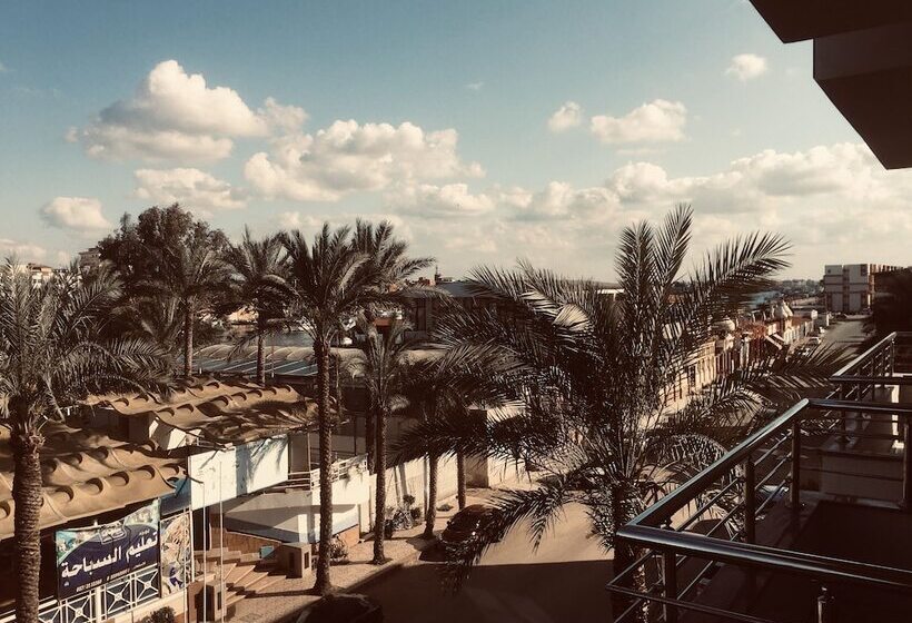 هتل Dolphin Ras El Bar