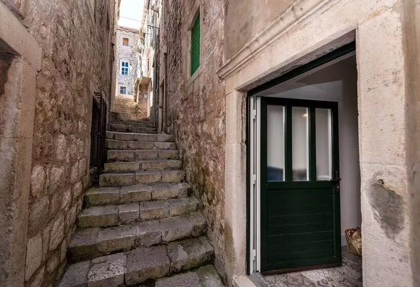 هتل Euroadria Residence