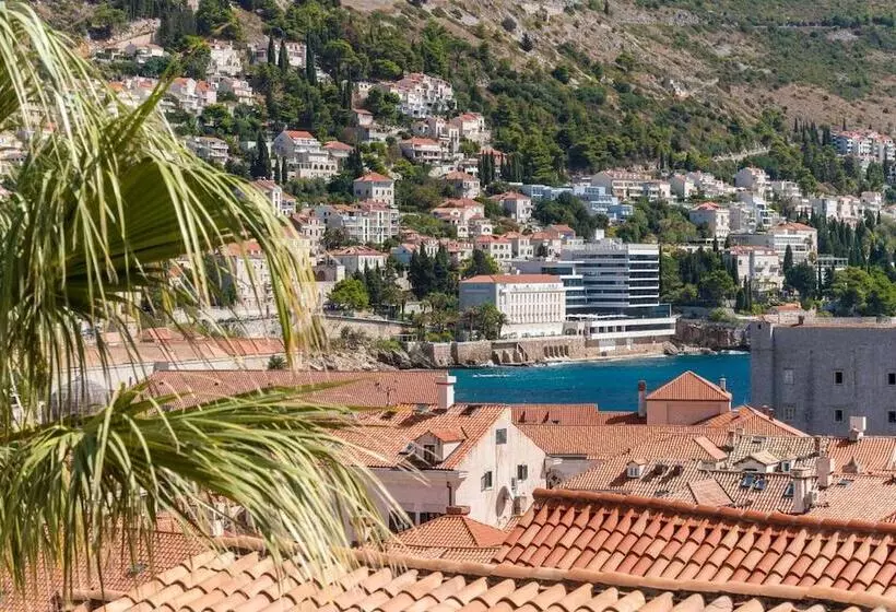 هتل Euroadria Residence